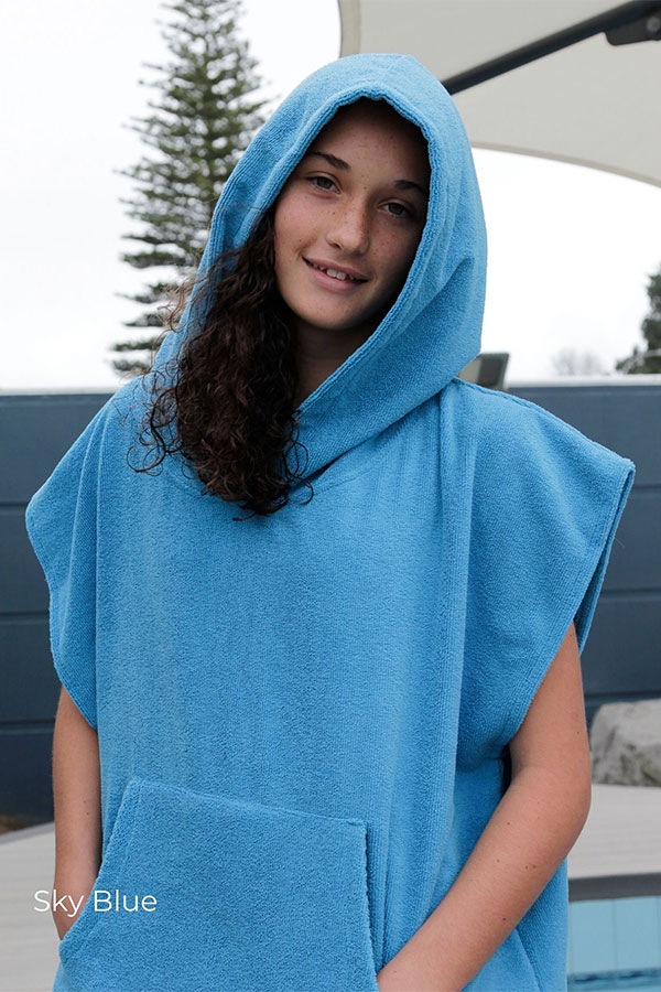 10 Best Surf Ponchos and Hooded Towel Ponchos Reviewed